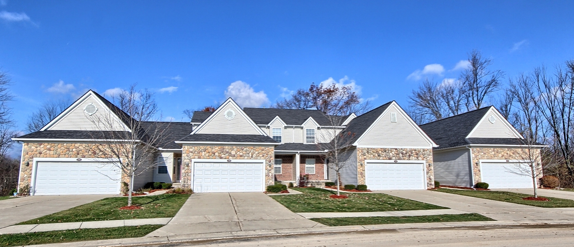 Auburn Grove Exterior Grandview Construction